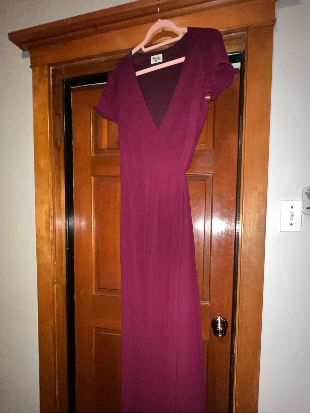 Women's Plum MuMu V-Neck Short Sleeve Maxi Dress